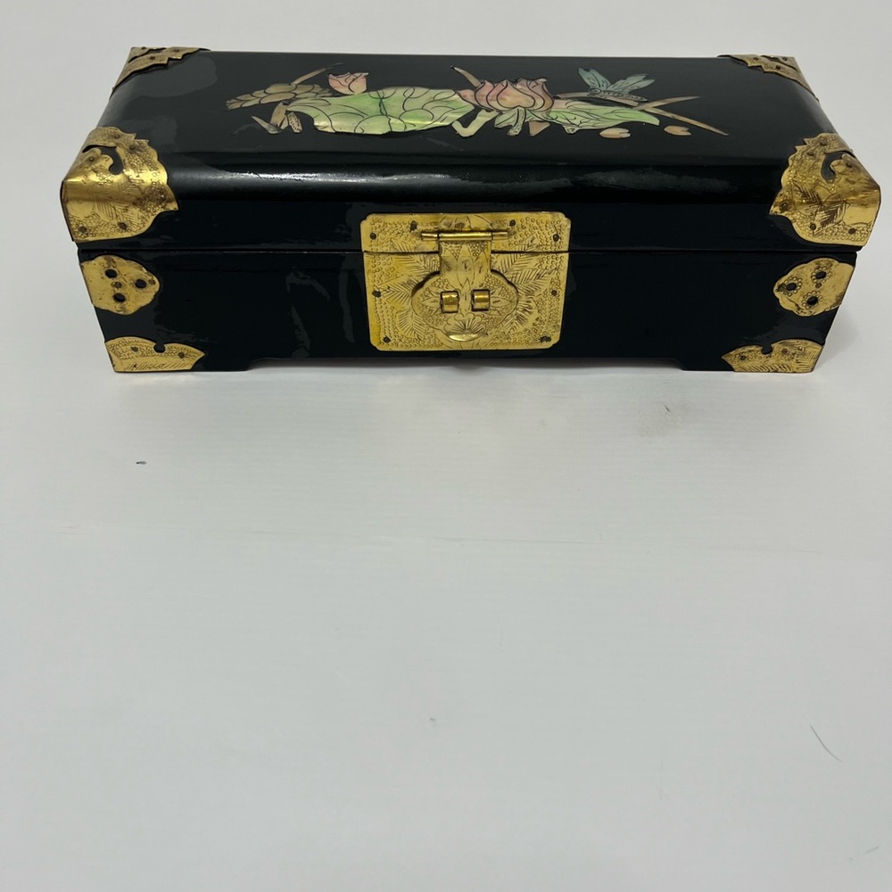 VINTAGE 1930s Chinese Mother Of Pearl BLACK Hot Pink LACQUER WOODEN JEWELRY BOX